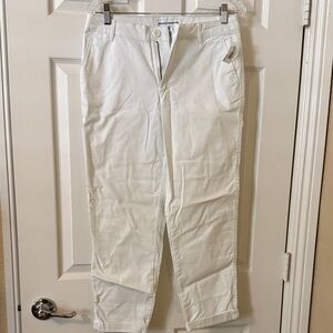 Amazon Essentials Classic White Pants